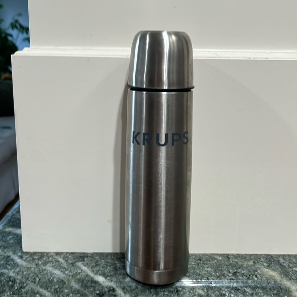 Krups hot/cold thermos bottle .5 liters lid cup and dispenser